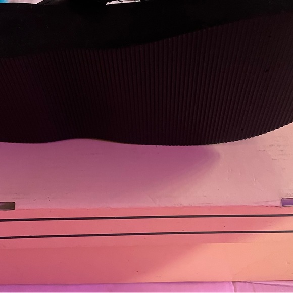 Women’s Size 6 Iron Cross Wedge Sandals - Picture 3 of 5